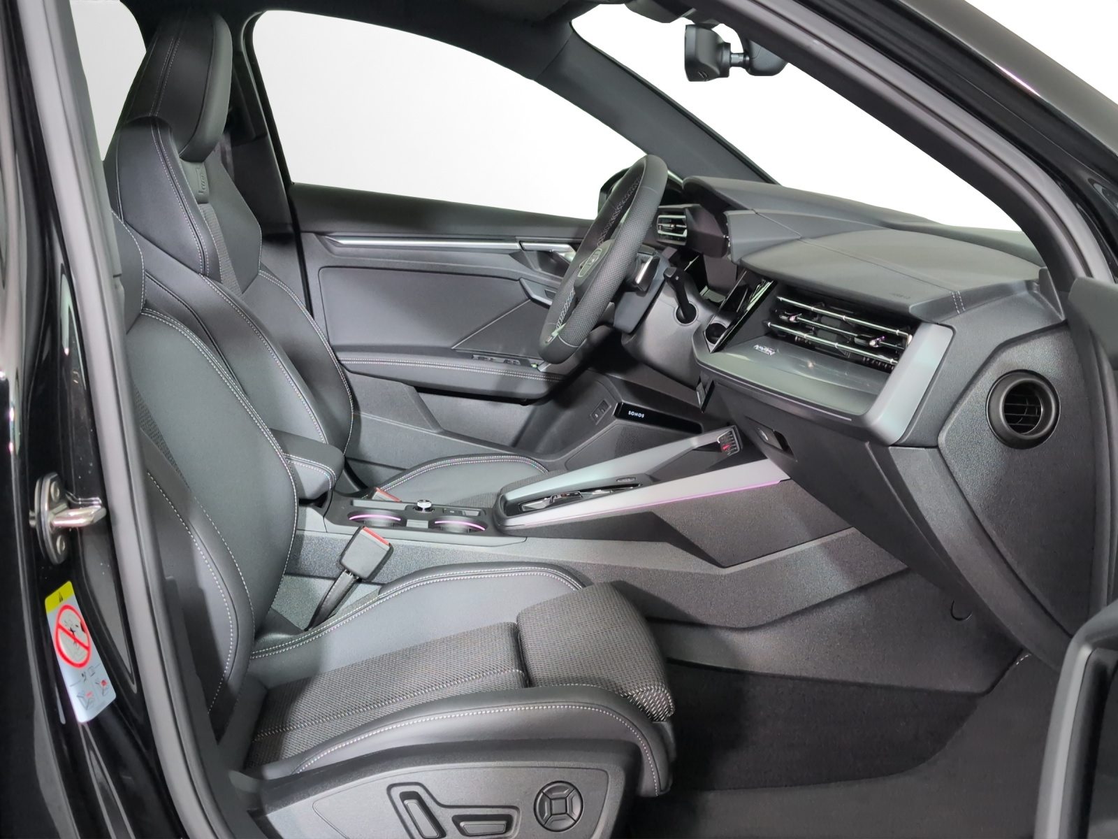 AUDI A3 Sportback TFSI 150 kW S line, Essence, Voiture nouvelle, Automatique - 7