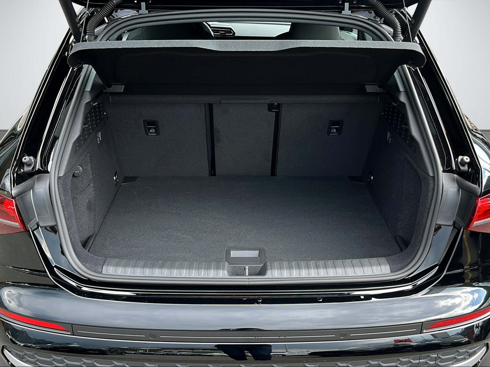AUDI A3 SB TFSI 110 kW S tronic, Mild-Hybrid Benzin/Elektro, Neuwagen - 7