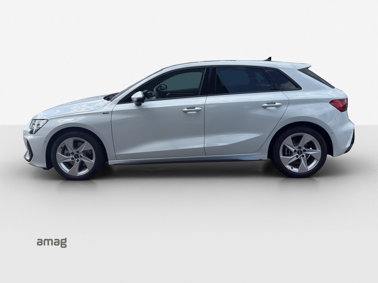 AUDI A3 Sportback TFSI 150 kW S line, Benzin, Neuwagen, Automatik - 2