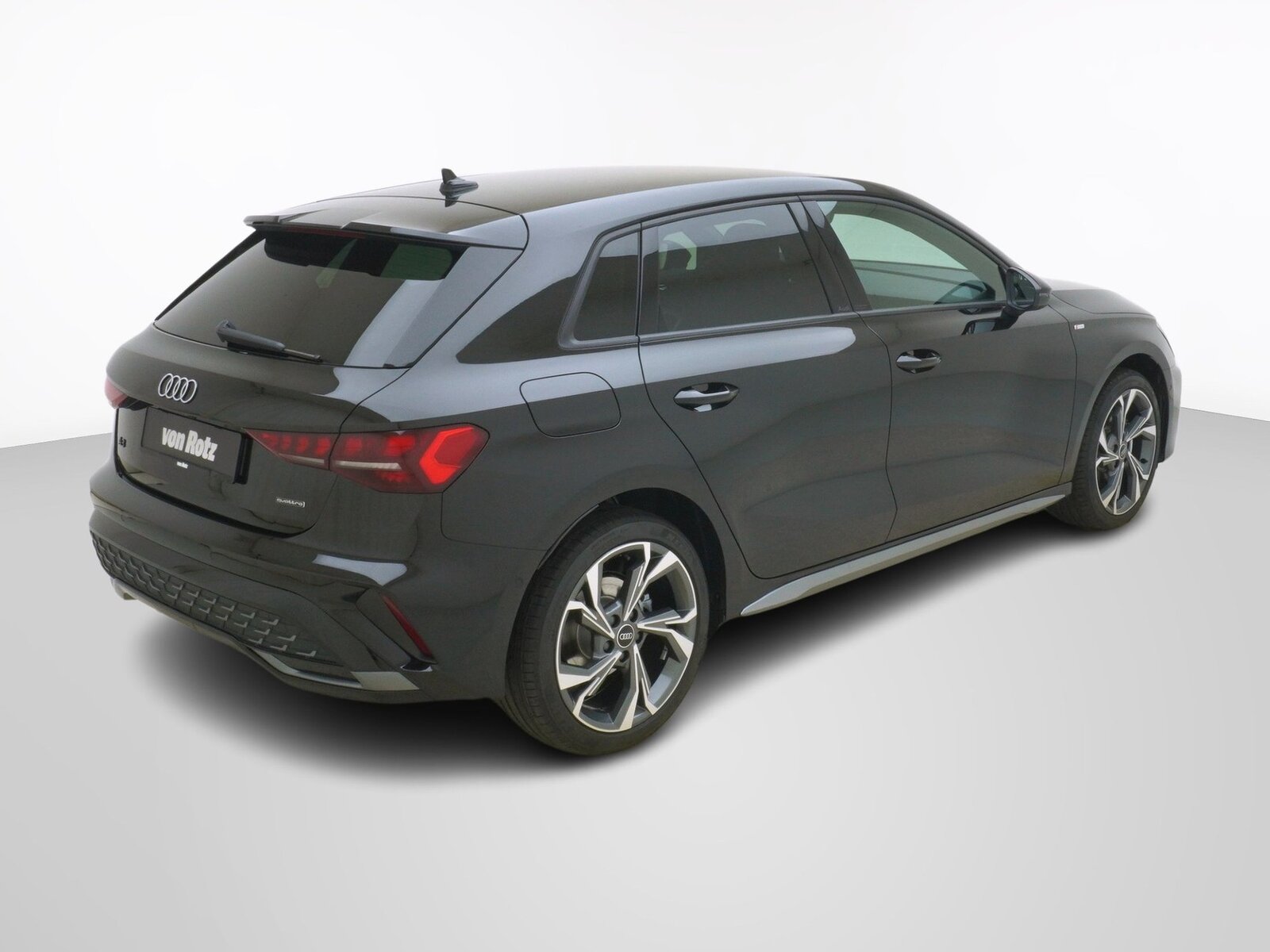 AUDI A3 Sportback 2.0 40 TFSI S Line quattro S-Tronic, Mild-Hybrid Benzin/Elektro, Neuwagen, Automatik - 5