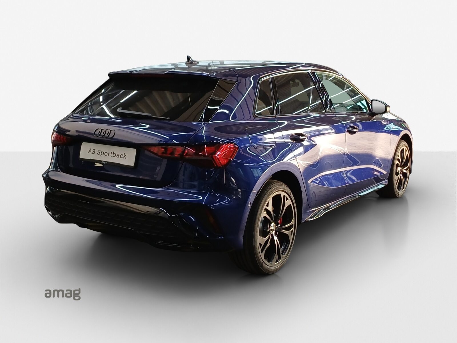 AUDI A3 Sportback TFSI e 200 kW S line Attraction, Voll-Hybrid Benzin/Elektro, Neuwagen, Automatik - 5