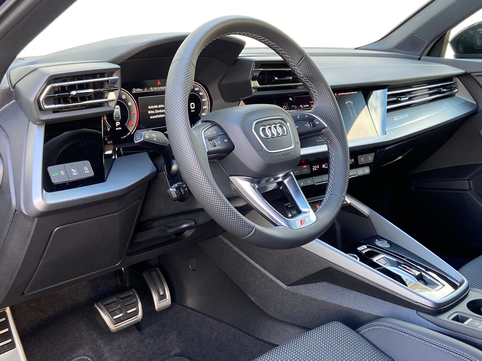 AUDI A3 allstreet TFSI quattro S tronic S-Line, Benzin, Neuwagen, Automatik - 6
