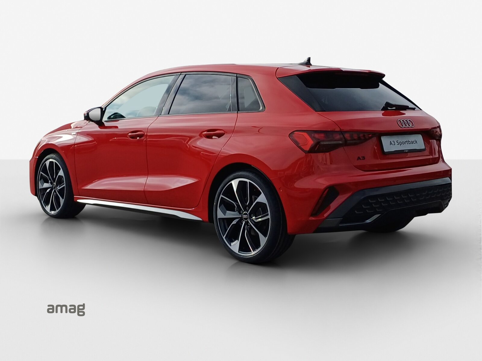 AUDI A3 Sportback TFSI 110 kW S line Attraction, Benzin, Neuwagen, Automatik - 3