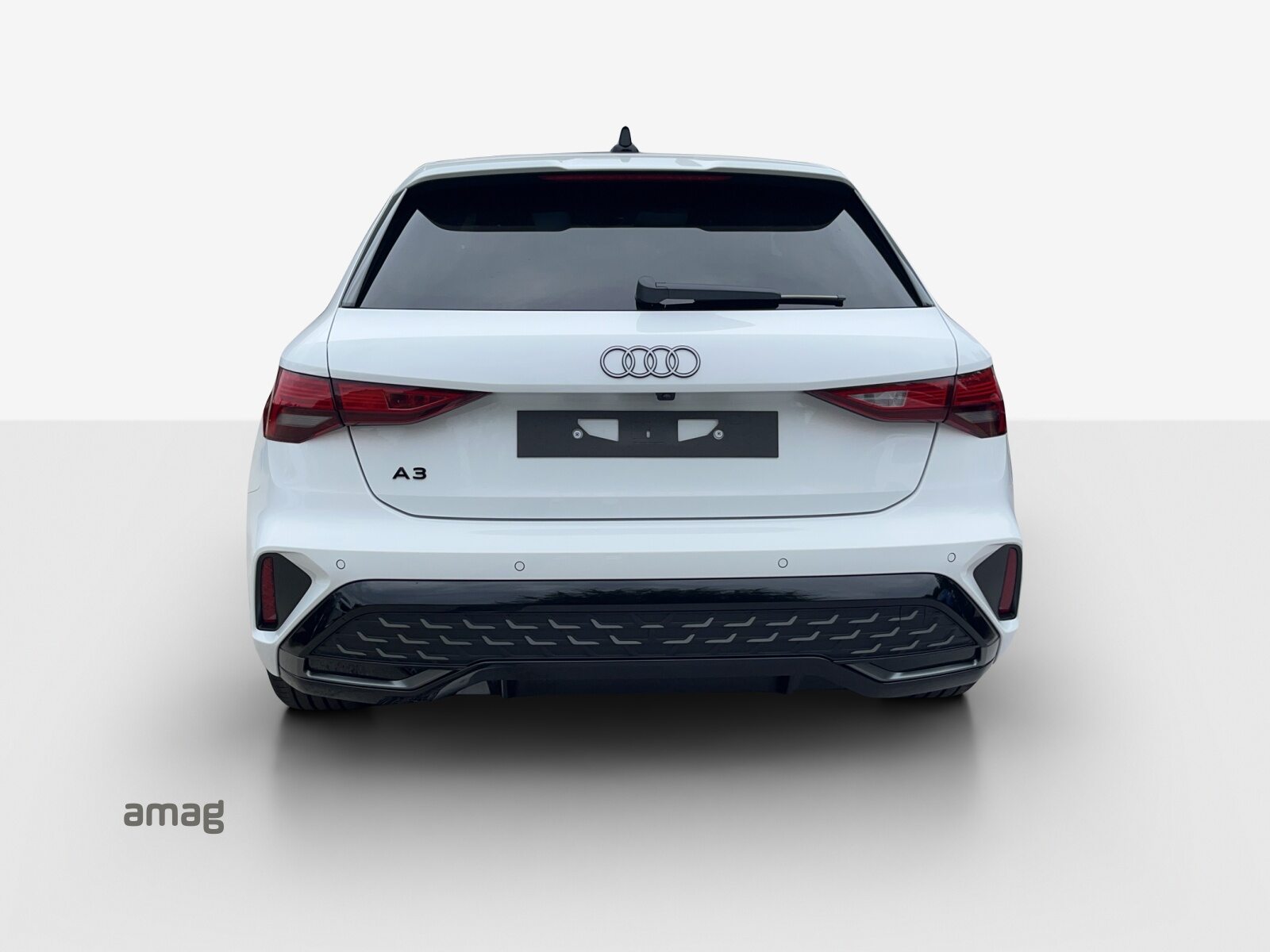 AUDI A3 Sportback TFSI 110 kW S line, Petrol, New car, Automatic - 4