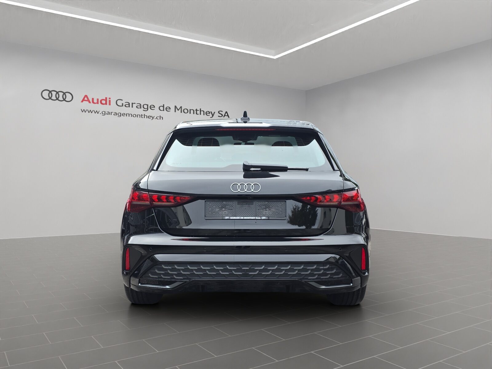 AUDI A3 Sportback TFSI 85 kW S line Ambition, Benzina, Auto nuove, Automatico - 5
