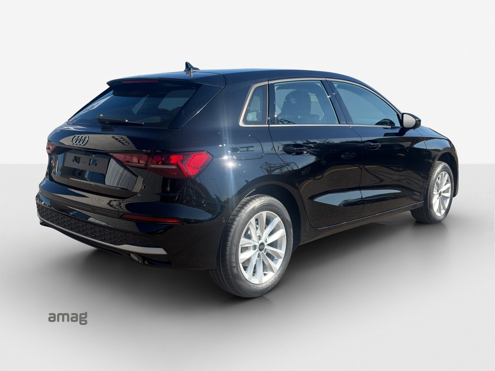 AUDI A3 Sportback TFSI 85 kW Ambition, Petrol, New car, Automatic - 5
