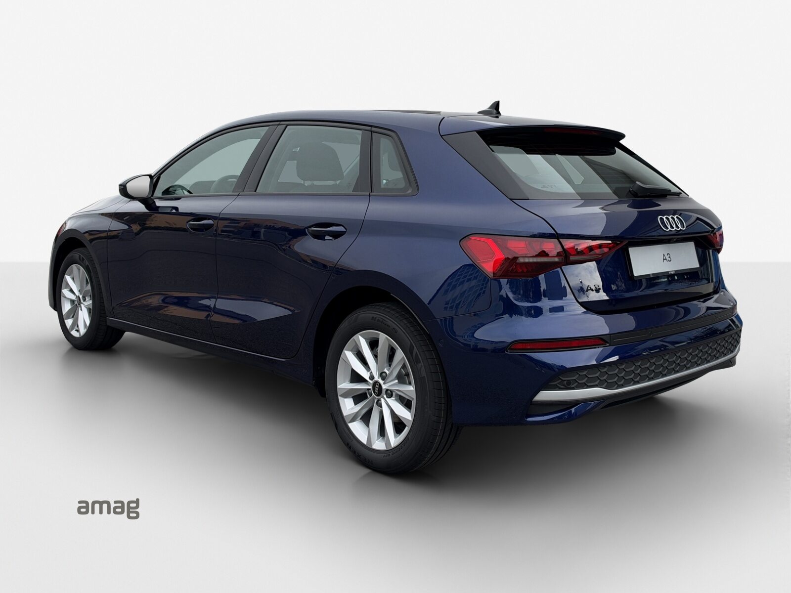 AUDI A3 Sportback TFSI 85 kW Ambition, Essence, Voiture nouvelle, Automatique - 3