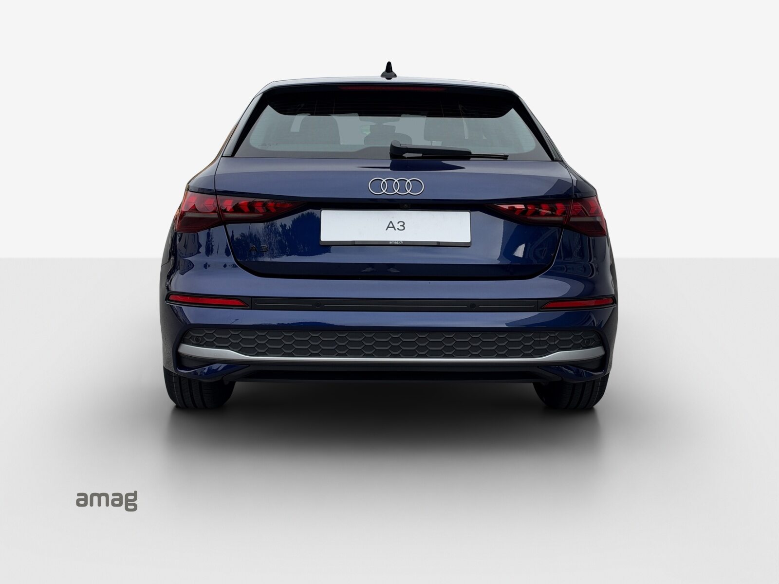 AUDI A3 Sportback TFSI 85 kW Ambition, Essence, Voiture nouvelle, Automatique - 4