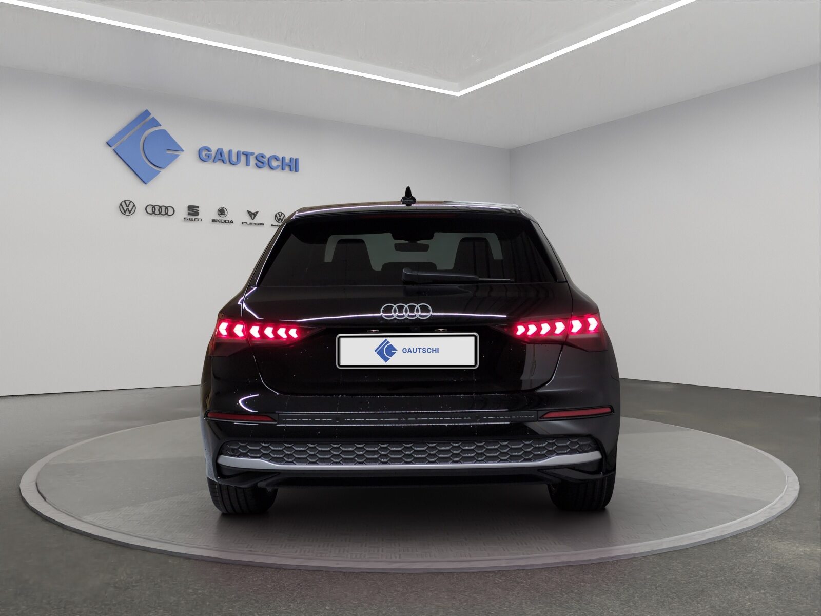 AUDI A3 Sportback TFSI 85 kW Ambition, Petrol, New car, Automatic - 4