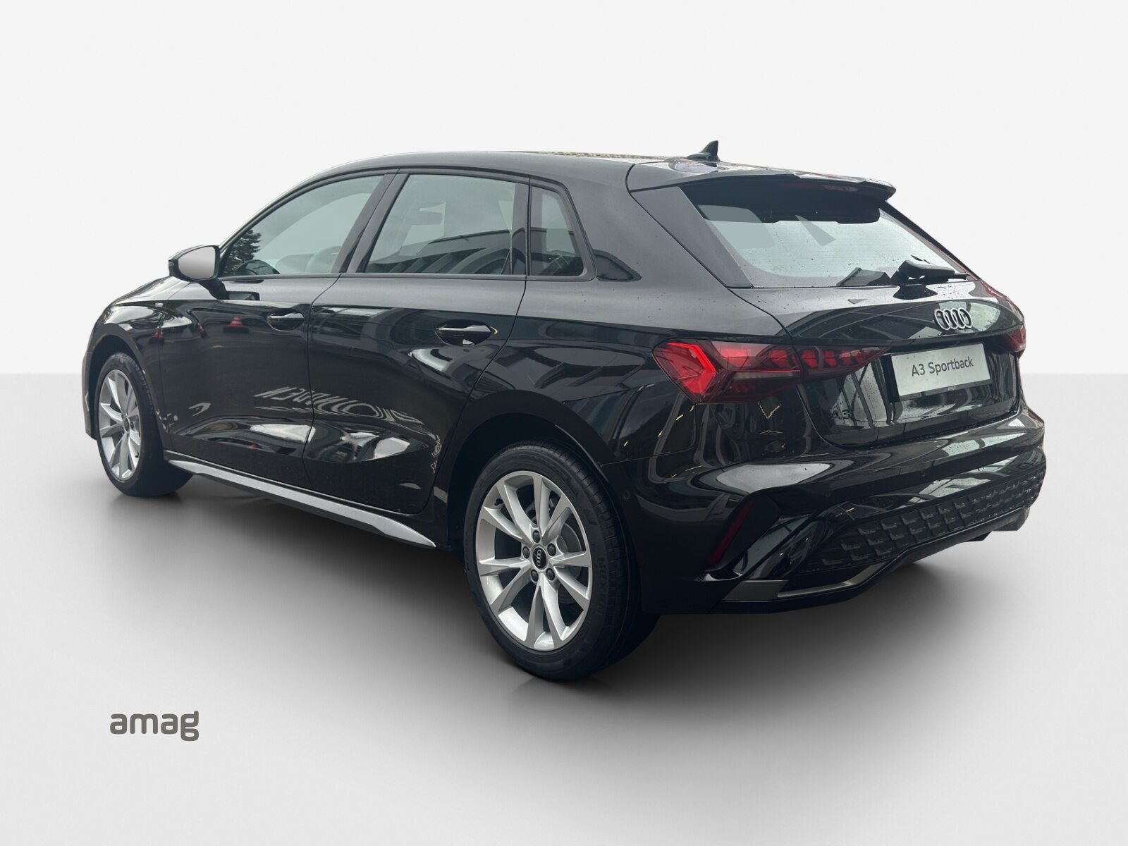 AUDI A3 Sportback TFSI 85 kW S line Ambition, Benzin, Neuwagen, Automatik - 3