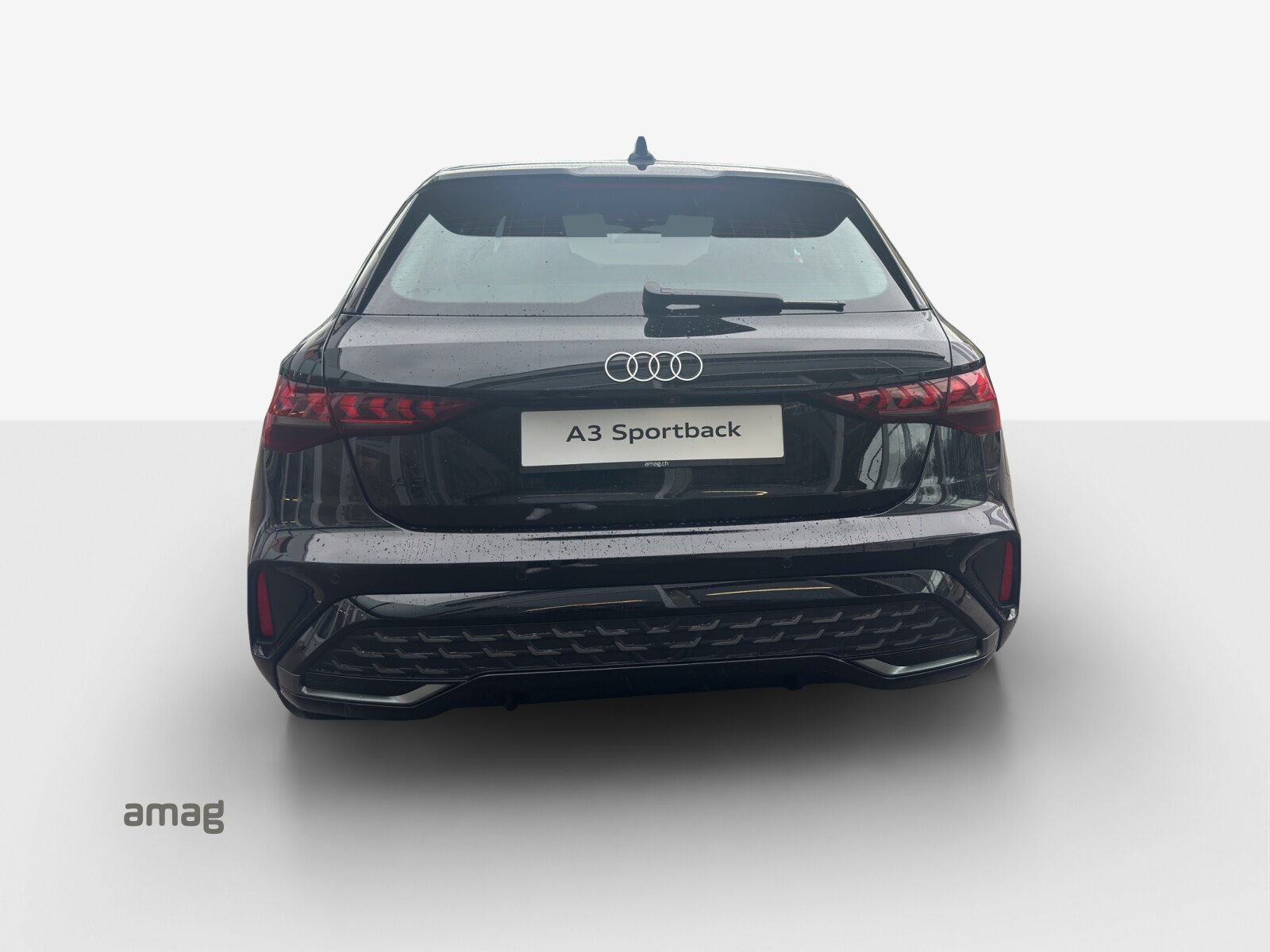 AUDI A3 Sportback TFSI 85 kW S line Ambition, Benzin, Neuwagen, Automatik - 4