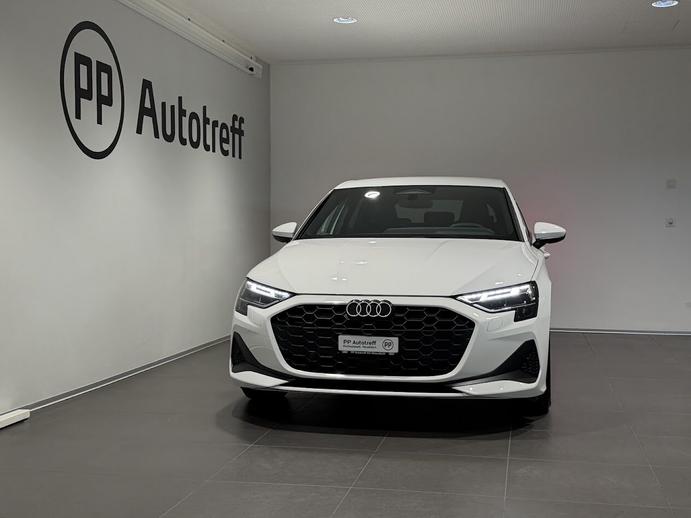 AUDI A3 Sportback TFSI 85 kW Ambition, Essence, Voiture nouvelle, Automatique