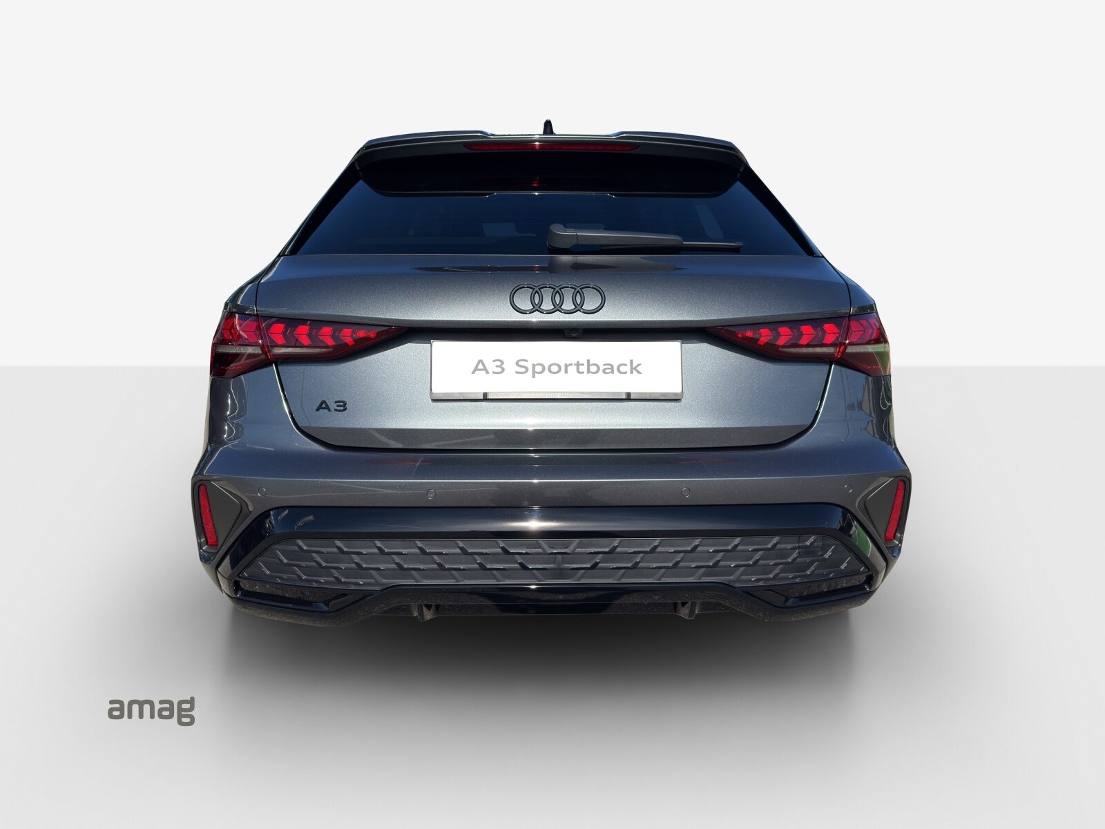AUDI A3 Sportback TFSI 110 kW S line Attraction, Benzin, Neuwagen, Automatik - 4