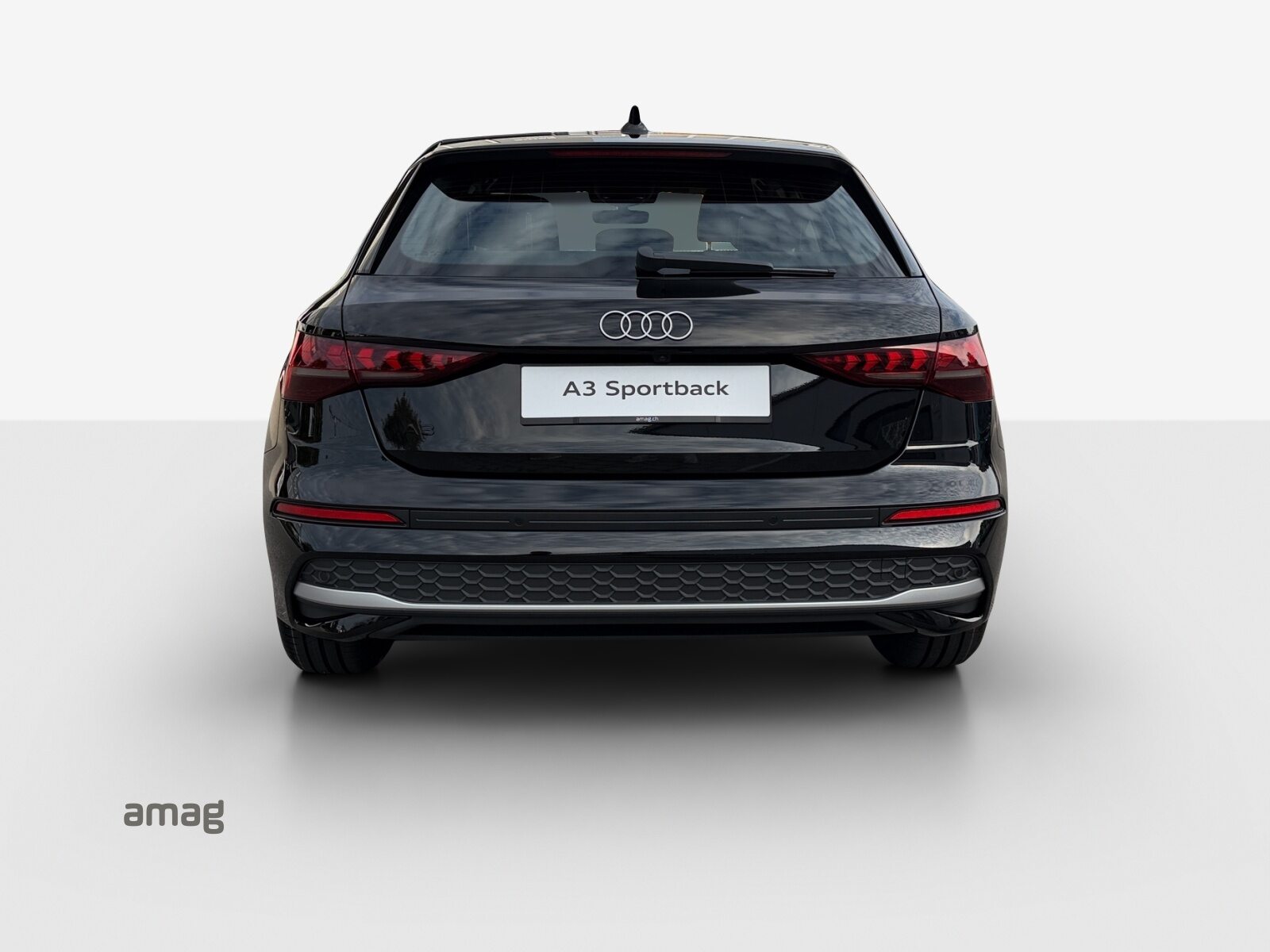 AUDI A3 Sportback TFSI 85 kW Ambition, Benzin, Neuwagen, Automatik - 4