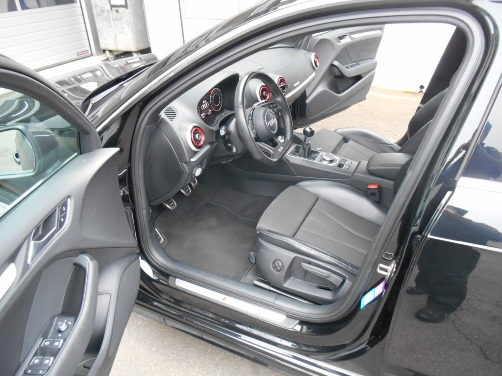 AUDI A3 1.4 Turbo Sport 6MT, Benzina, Occasioni / Usate, Manuale - 6