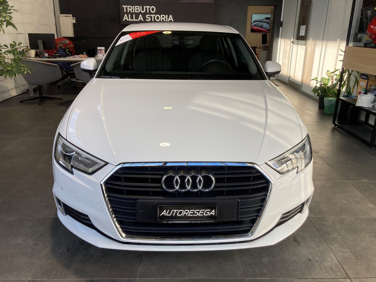 AUDI A3 Sportback 35 TFSI Design S-tronic, Essence, Occasion / Utilisé, Automatique - 2