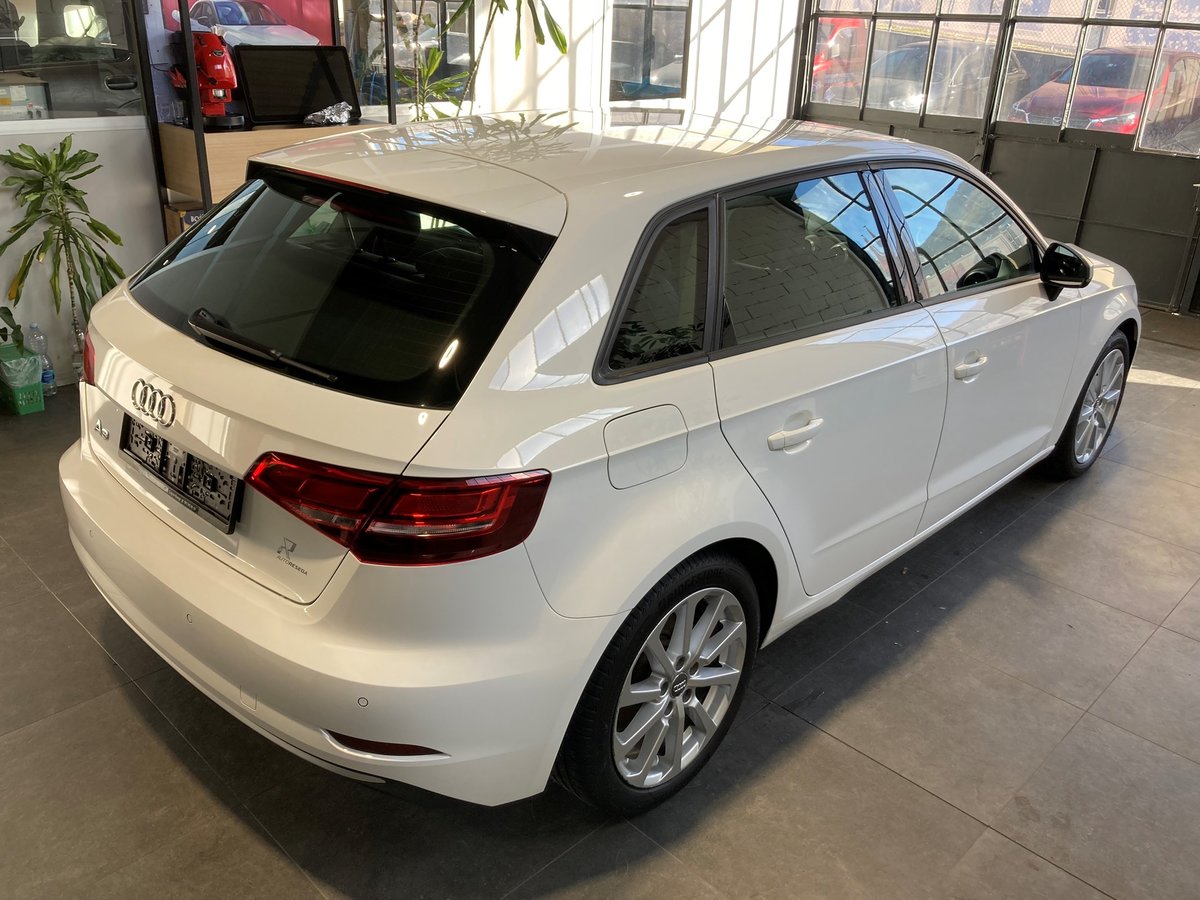 AUDI A3 Sportback 35 TFSI Design S-tronic, Essence, Occasion / Utilisé, Automatique - 4