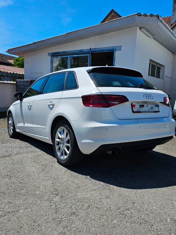 AUDI A3 Sportback 1.4 T FSI Attraction S-Tronic, Essence, Occasion / Utilisé, Automatique - 5