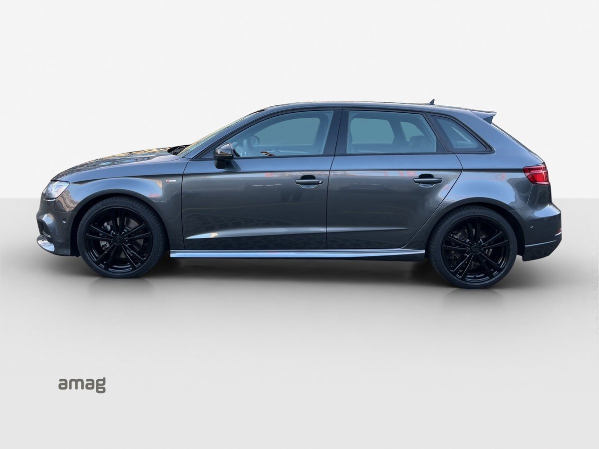 AUDI A3 Sportback 2.0 TFSI Sport quattro, Petrol, Second hand / Used, Automatic - 2