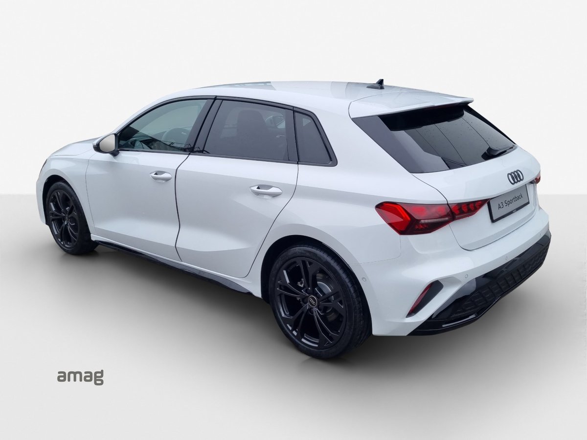 AUDI A3 Sportback 35 TFSI S line Attraction, Mild-Hybrid Benzin/Elektro, Occasion / Gebraucht, Automatik - 3