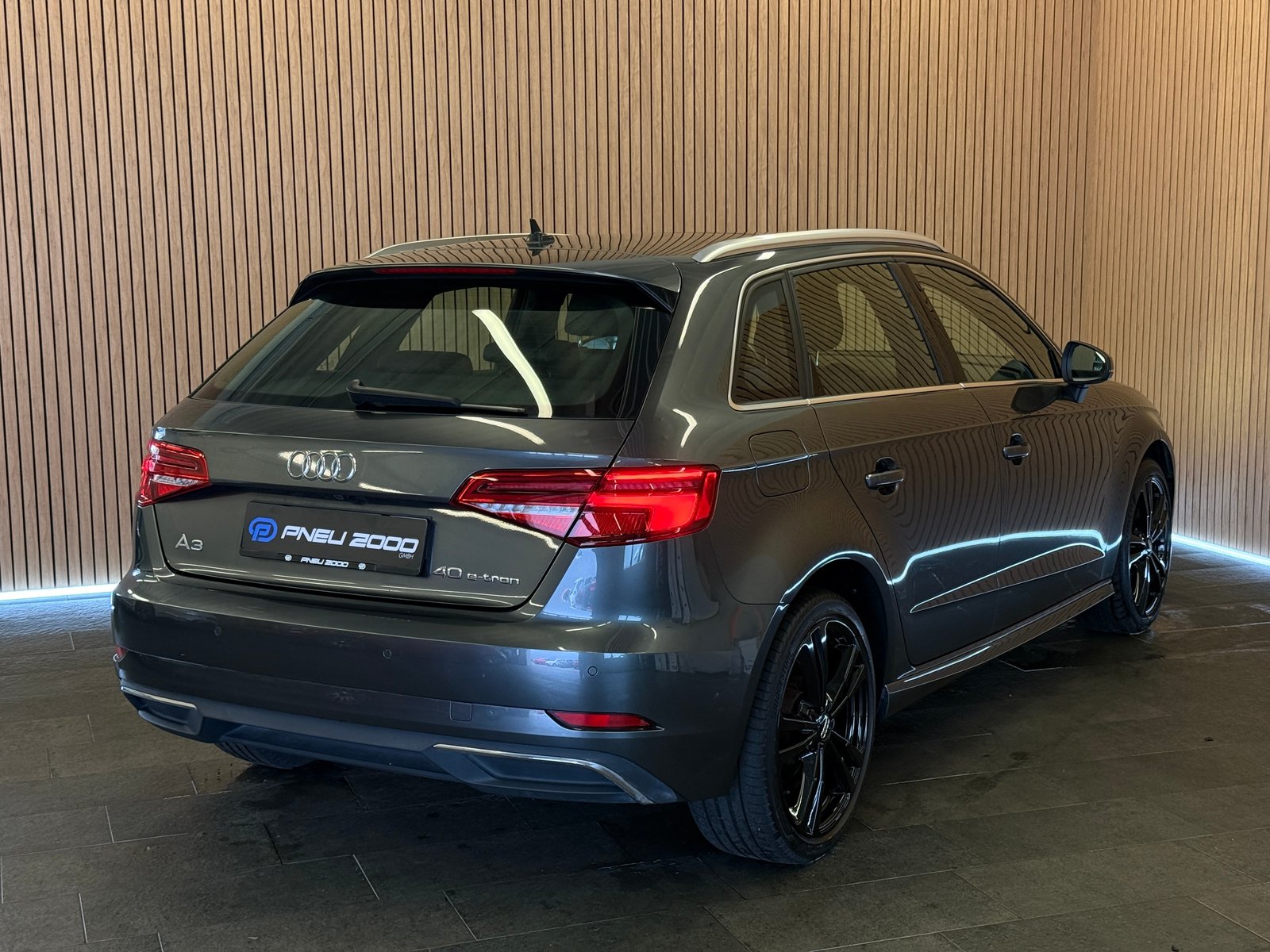 AUDI A3 Sportback 40 TFSI e-tron Sport S-tronic, Plug-in-Hybrid Petrol/Electric, Second hand / Used, Automatic - 3