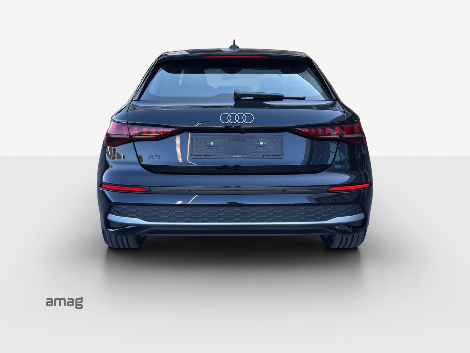 AUDI A3 Sportback 40 TFSI e Attraction, Voll-Hybrid Benzin/Elektro, Occasion / Gebraucht, Automatik - 4