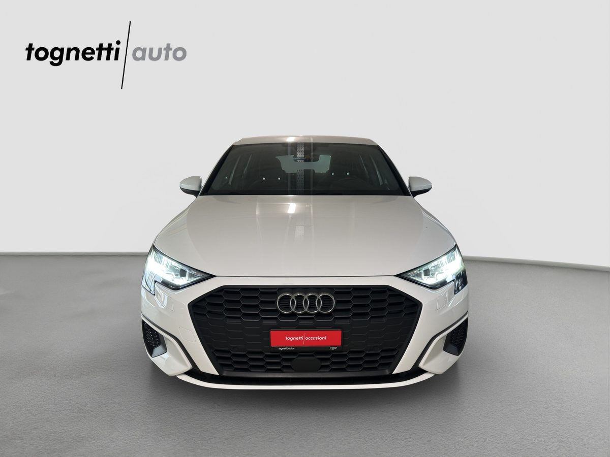 AUDI A3 Sportback 35 TFSI Attraction, Benzin, Occasion / Gebraucht, Automat - 7