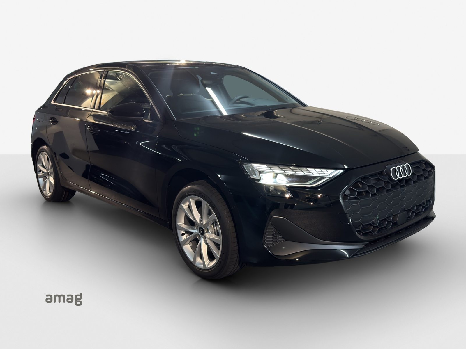 AUDI A3 Sportback 40 TFSI e Attraction, Full-Hybrid Petrol/Electric, Second hand / Used, Automatic - 6