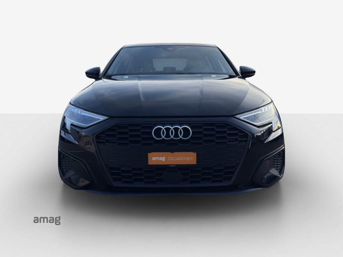 AUDI A3 Sportback 35 TFSI Attraction, Petrol, Second hand / Used, Automatic - 7