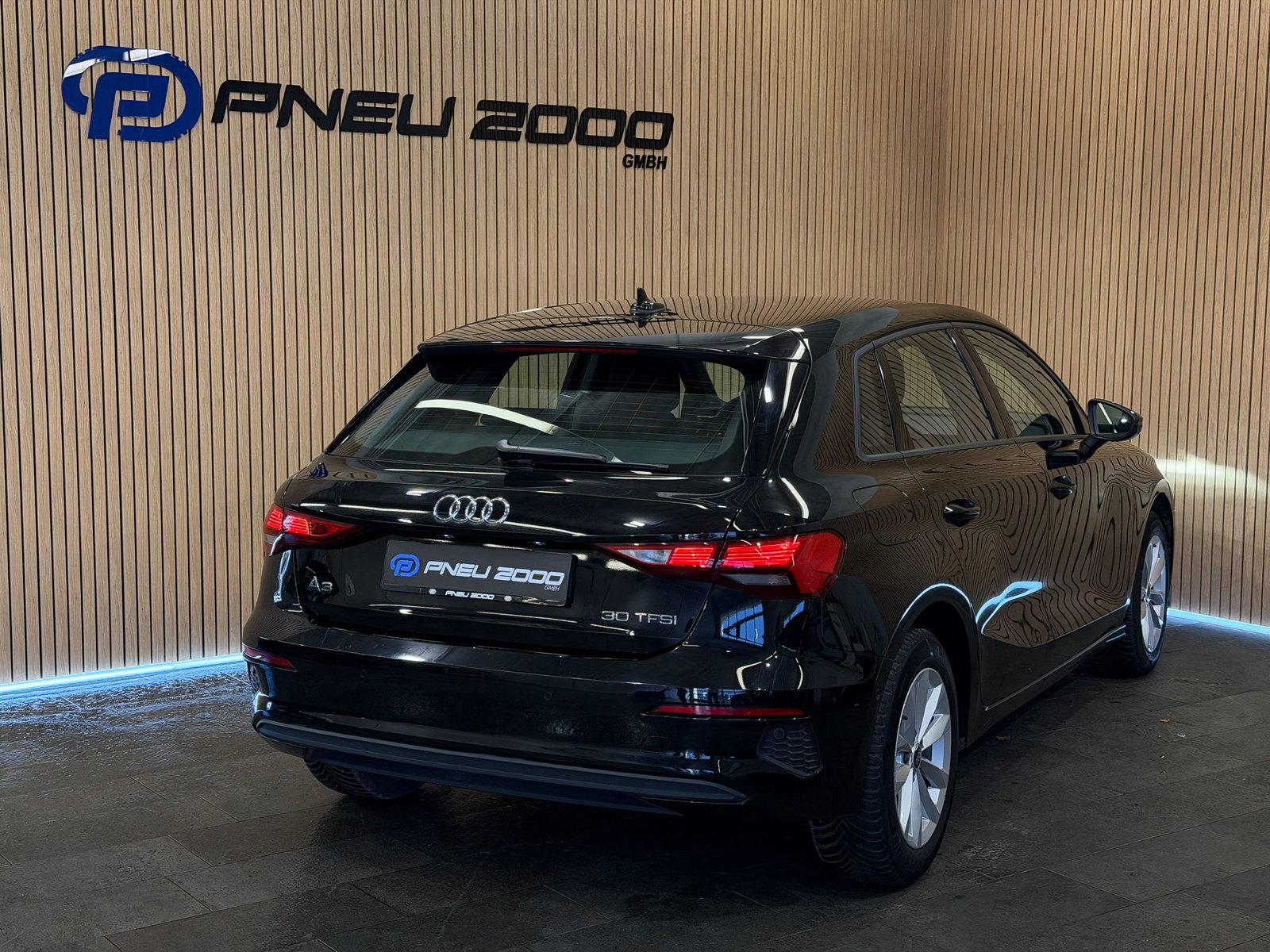 AUDI A3 Sportback 30 S line S-tronic, Essence, Occasion / Utilisé, Manuelle - 3