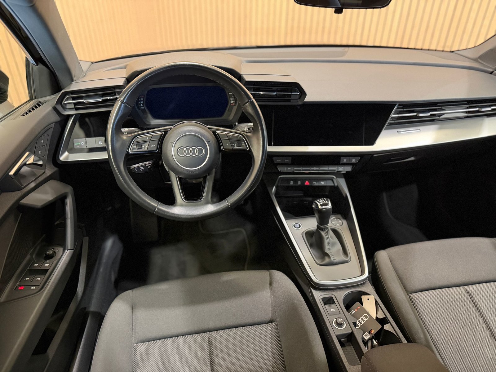 AUDI A3 Sportback 30 S line S-tronic, Essence, Occasion / Utilisé, Manuelle - 7