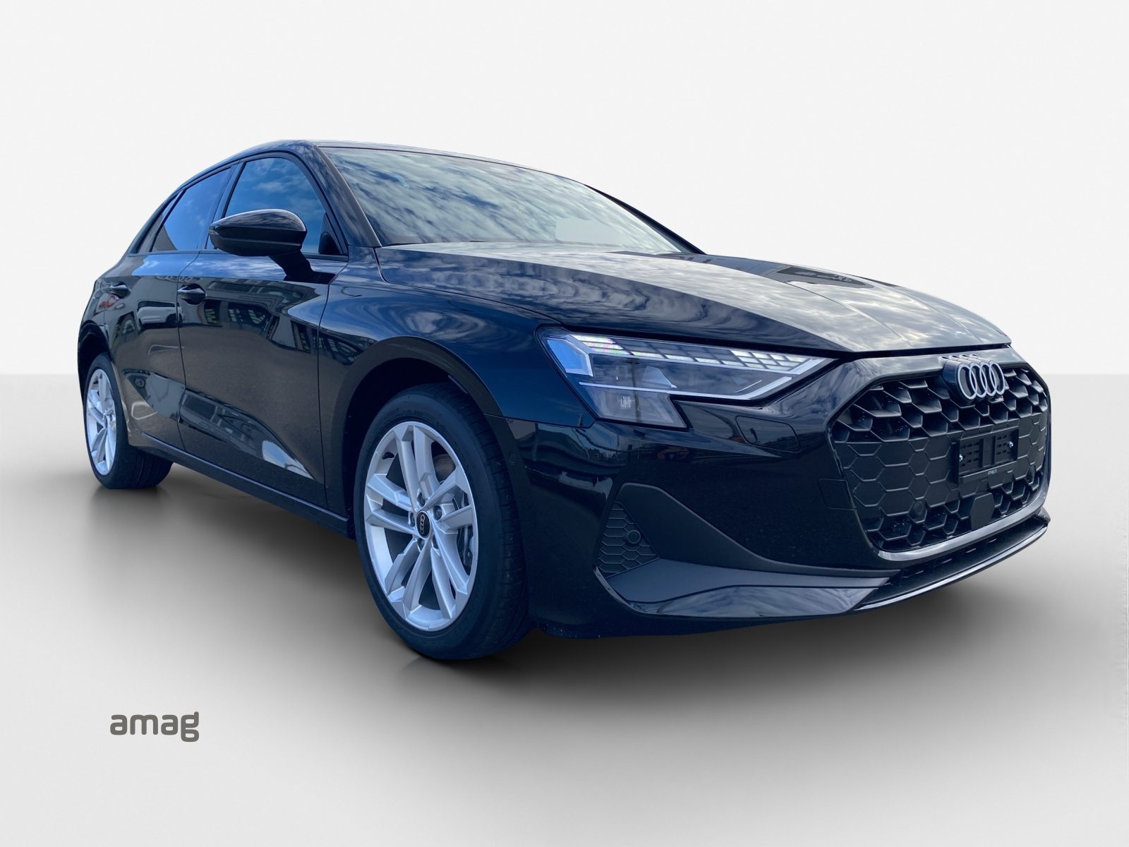AUDI A3 Sportback 40 TFSI e Attraction, Full-Hybrid Petrol/Electric, Second hand / Used, Automatic - 6
