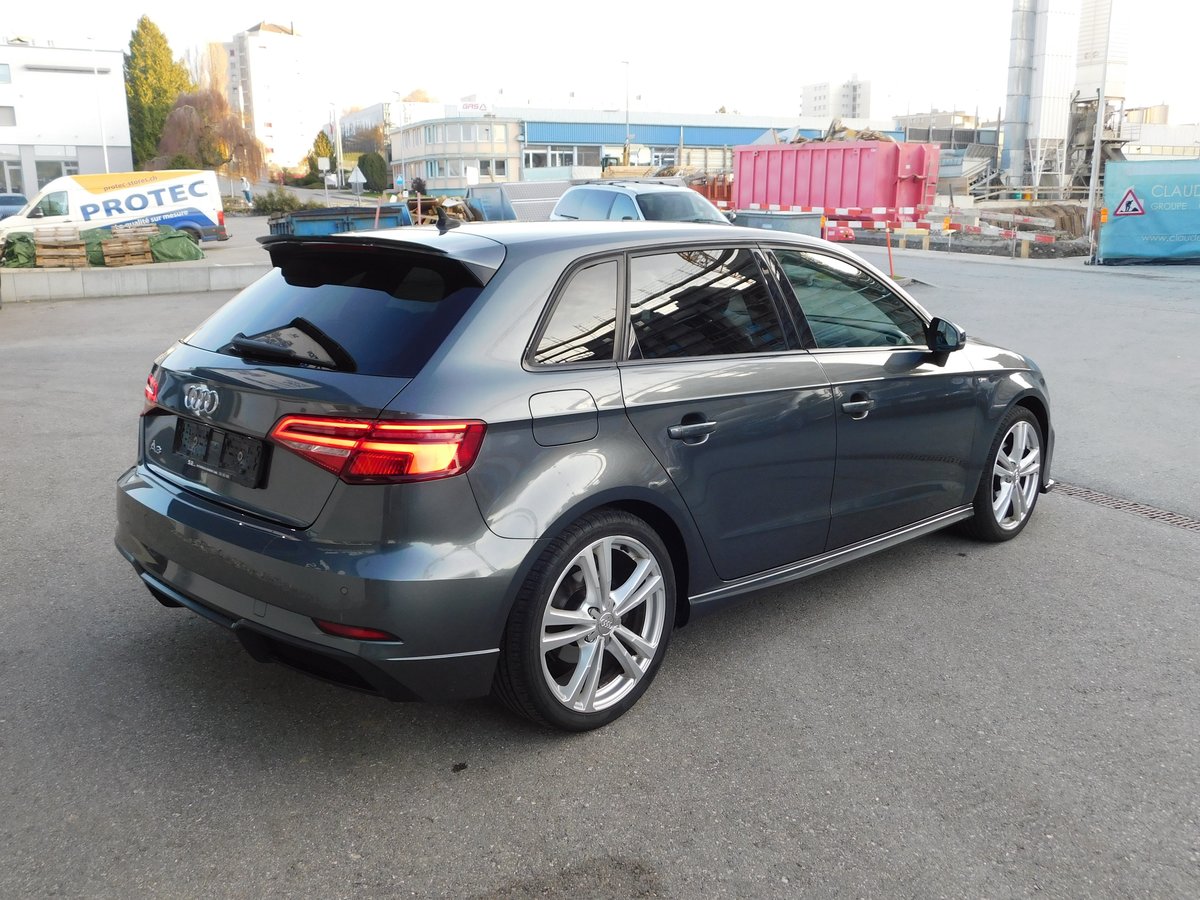 AUDI A3 Sportback 35 TFSI Sport, Petrol, Second hand / Used, Manual - 7