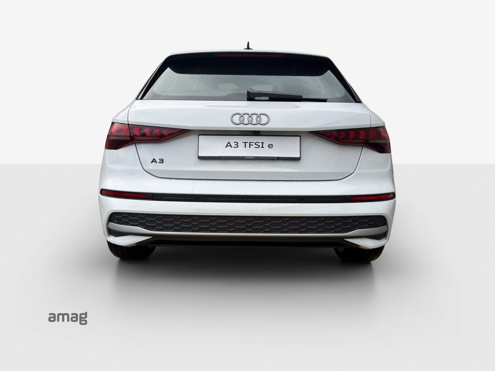 AUDI A3 Sportback 40 TFSI e Attraction, Hybride Intégral Essence/Électricité, Occasion / Utilisé, Automatique - 4