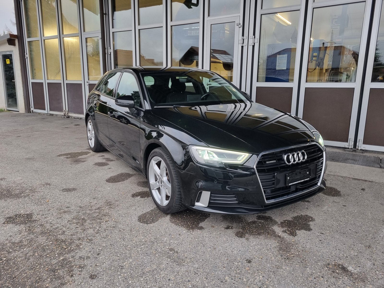 AUDI A3 Sportback 40 TFSI Sport quattro S-tronic, Benzina, Occasioni / Usate, Automatico - 2