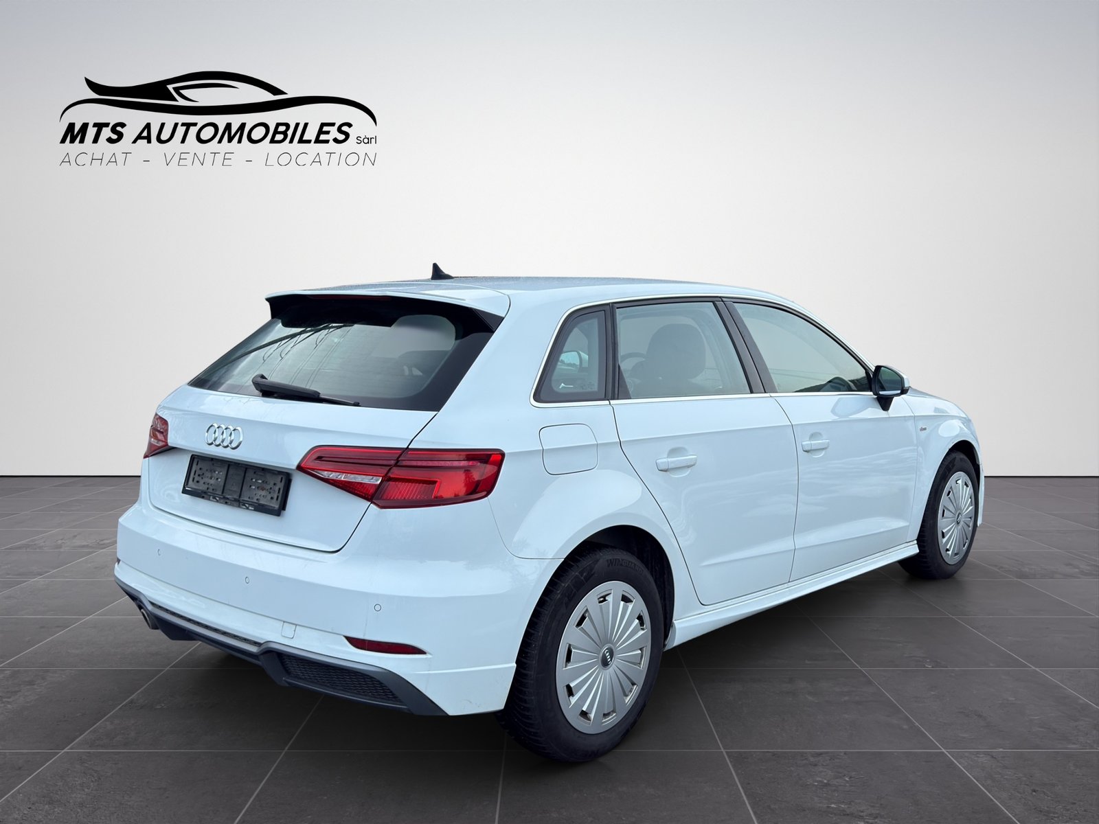 AUDI A3 Sportback 30 TDI S-tronic, Diesel, Second hand / Used, Automatic - 6