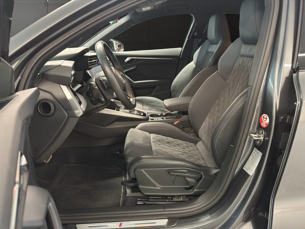 AUDI A3 Limousine 35 TFSI S-Line Attraction S-tronic, Essence, Occasion / Utilisé, Automatique - 7