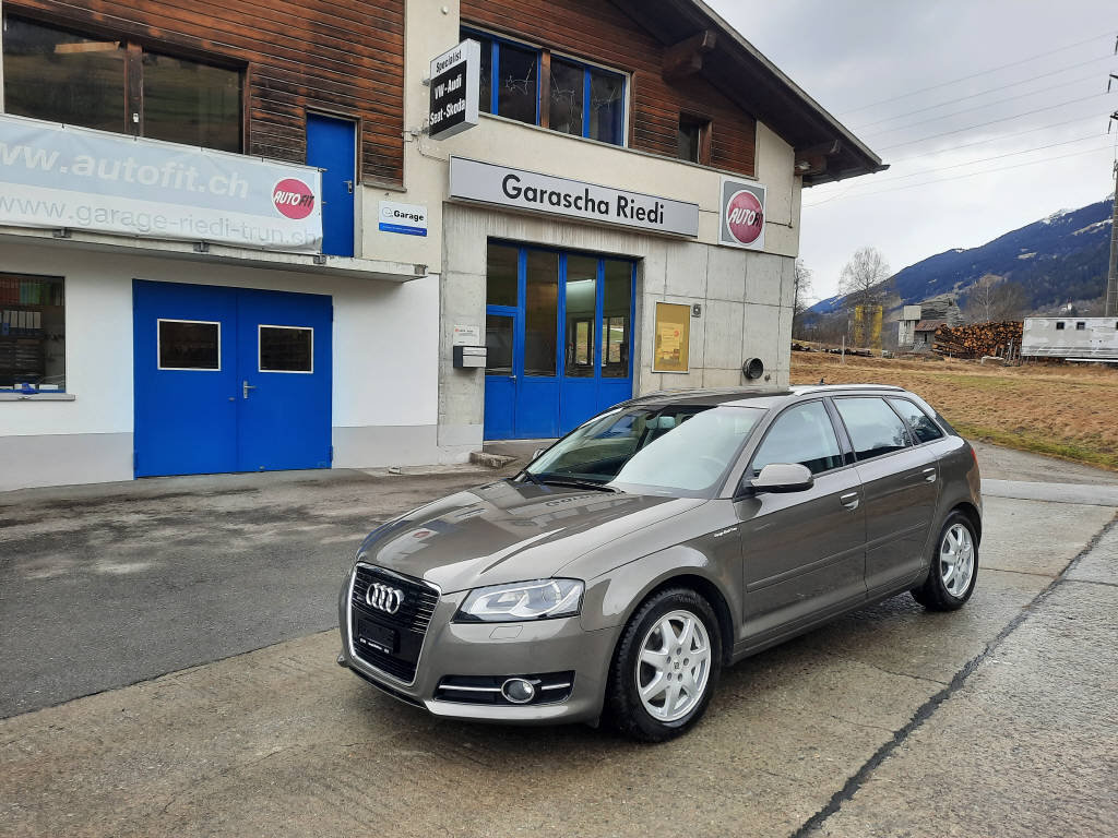 AUDI A3 Sportback 1.8 16V T FSI Ambition quat., Essence, Occasion / Utilisé, Manuelle