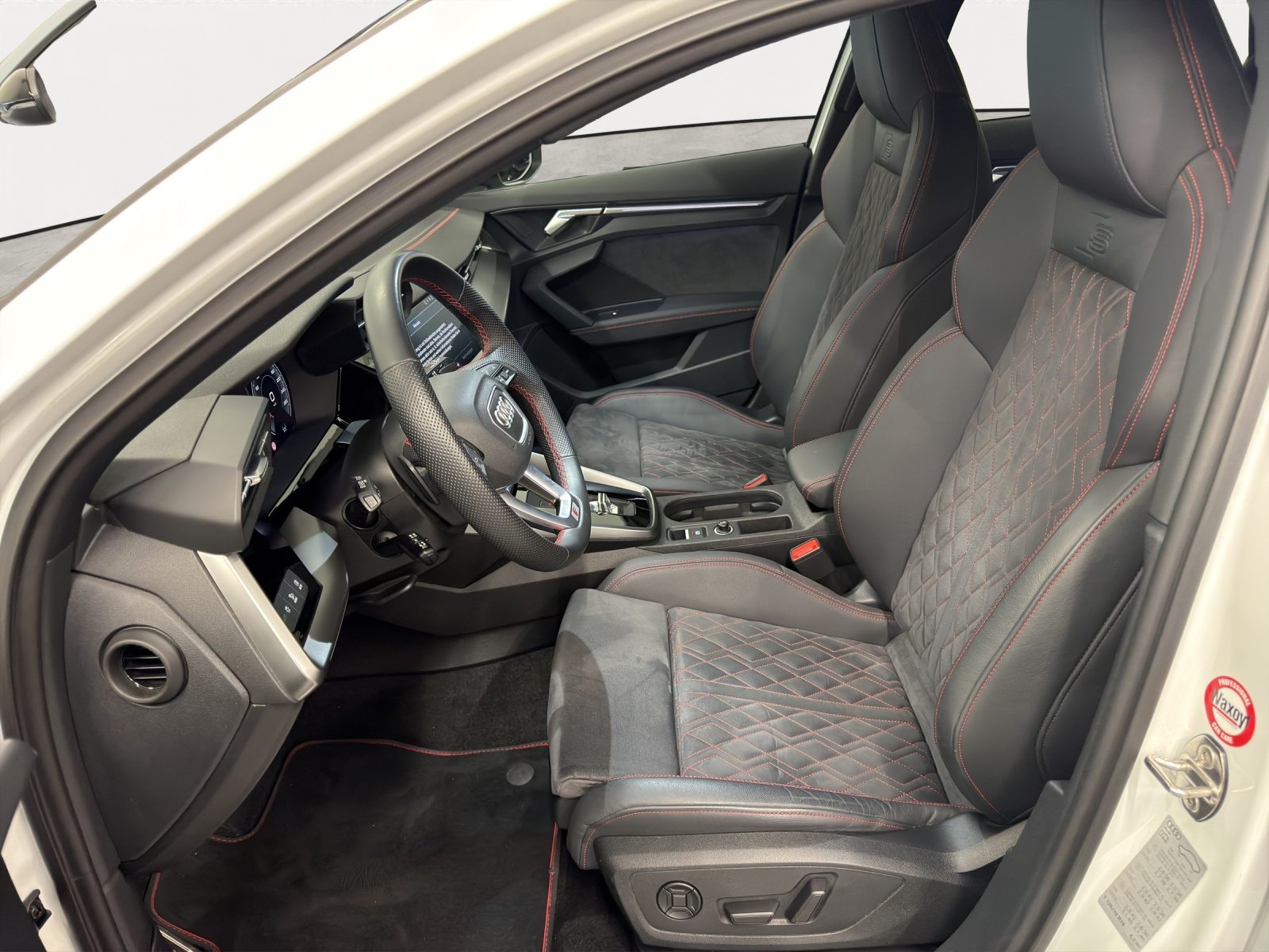 AUDI A3 Sportback 40 TFSI S line, Essence, Occasion / Utilisé, Automatique - 5