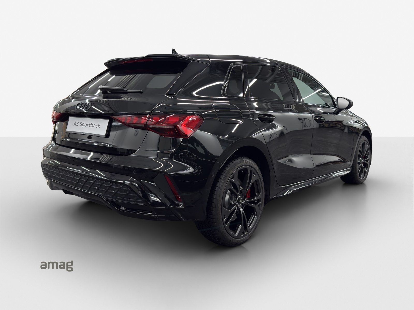 AUDI A3 Sportback TFSI e 200 kW S line Attraction, Full-Hybrid Petrol/Electric, Second hand / Used, Automatic - 5