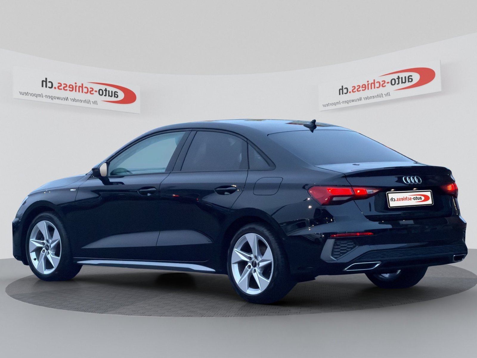 AUDI A3 Limousine 35 TFSI S-Line S-tronic, Mild-Hybrid Petrol/Electric, Second hand / Used, Automatic - 4