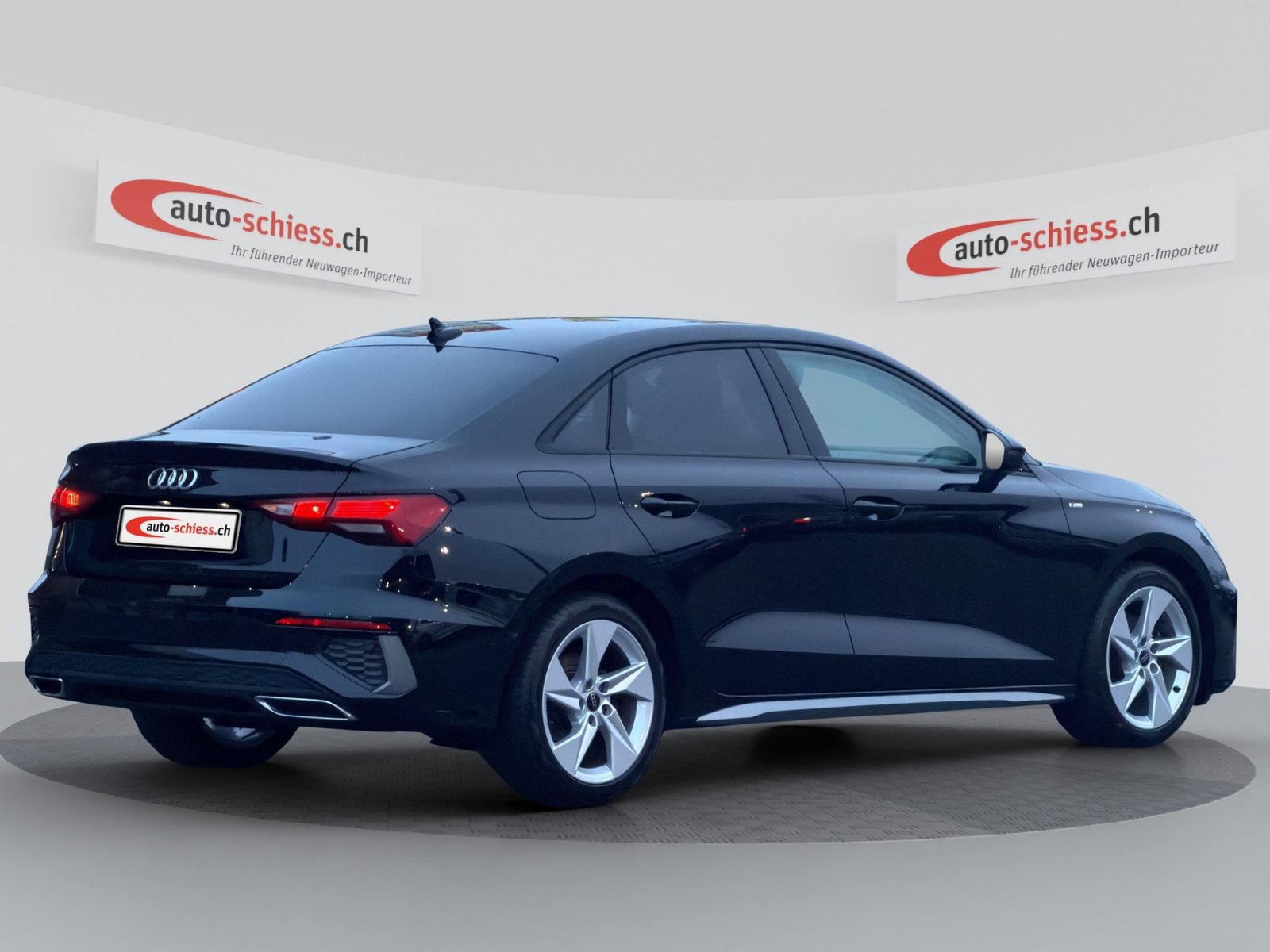 AUDI A3 Limousine 35 TFSI S-Line S-tronic, Mild-Hybrid Petrol/Electric, Second hand / Used, Automatic - 5