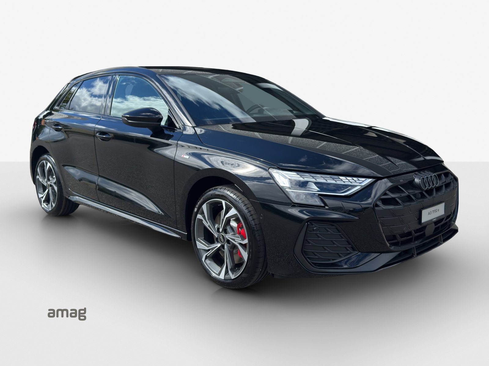 AUDI A3 Sportback TFSI e 200 kW S line Attraction, Full-Hybrid Petrol/Electric, Second hand / Used, Automatic - 6