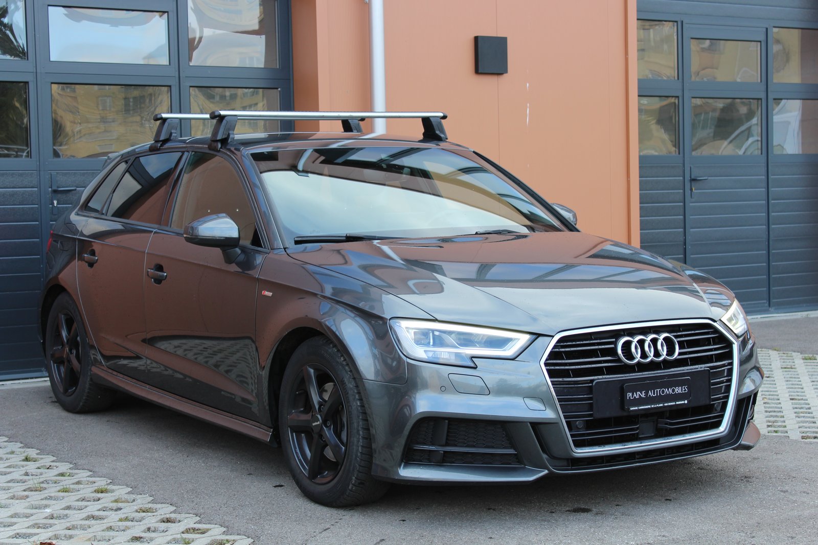 AUDI A3 Sportback 1.4 TFSI Sport S-tronic ABT 180' - Pack S-Line , Petrol, Second hand / Used, Automatic - 3