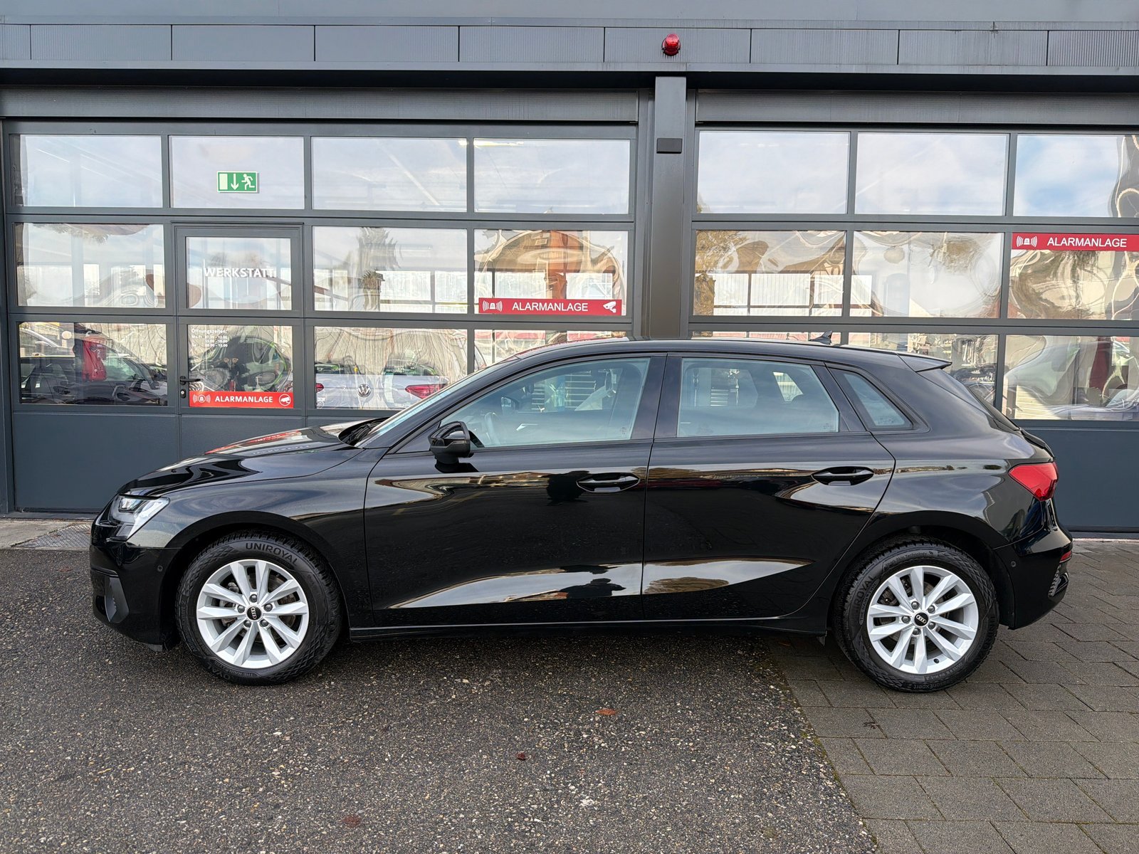 AUDI A3 Sportback 30 TFSI S line S-tronic, Hybride Léger Essence/Électricité, Occasion / Utilisé, Automatique - 3