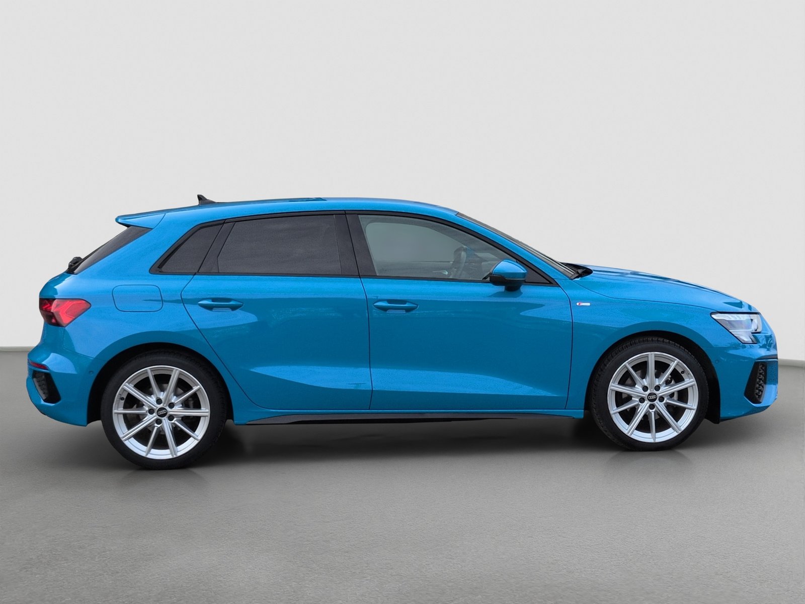 AUDI A3 Sportback 35 TFSI S line S-tronic, Mild-Hybrid Benzin/Elektro, Occasion / Gebraucht, Automatik - 6