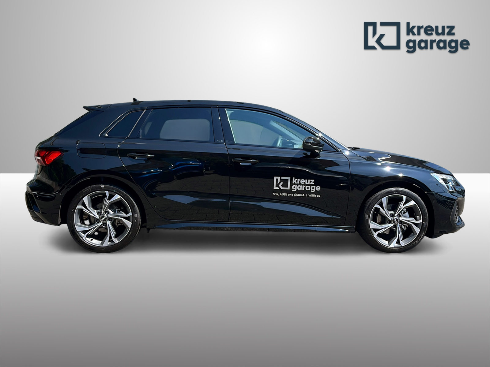 AUDI A3 Sportback 35 TFSI S line Attraction, Essence, Occasion / Utilisé, Automatique - 2