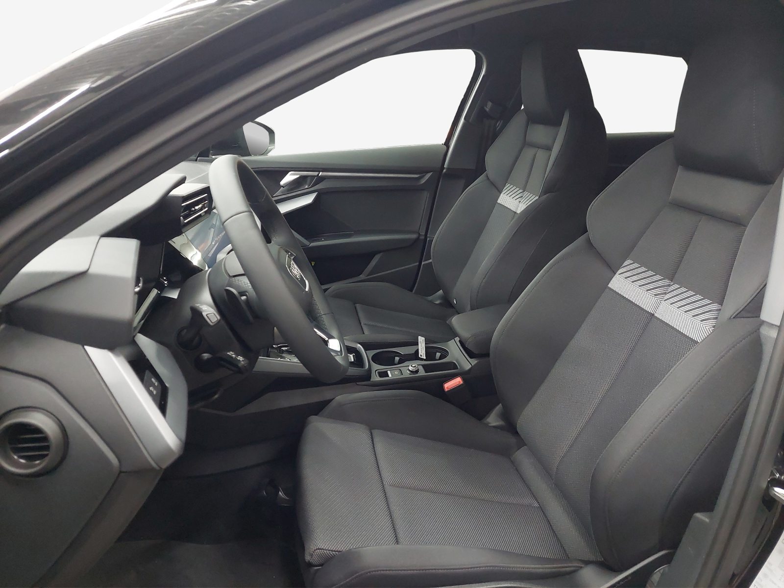 AUDI A3 Sportback TFSI 110 kW S line Attraction, Benzin, Occasion / Gebraucht, Automatik - 5