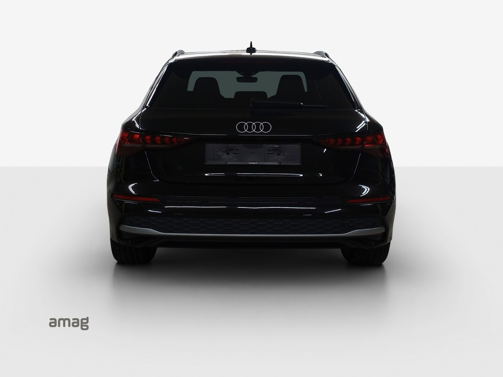 AUDI A3 Sportback 40 TFSI e advanced, Full-Hybrid Petrol/Electric, Second hand / Used, Automatic - 4