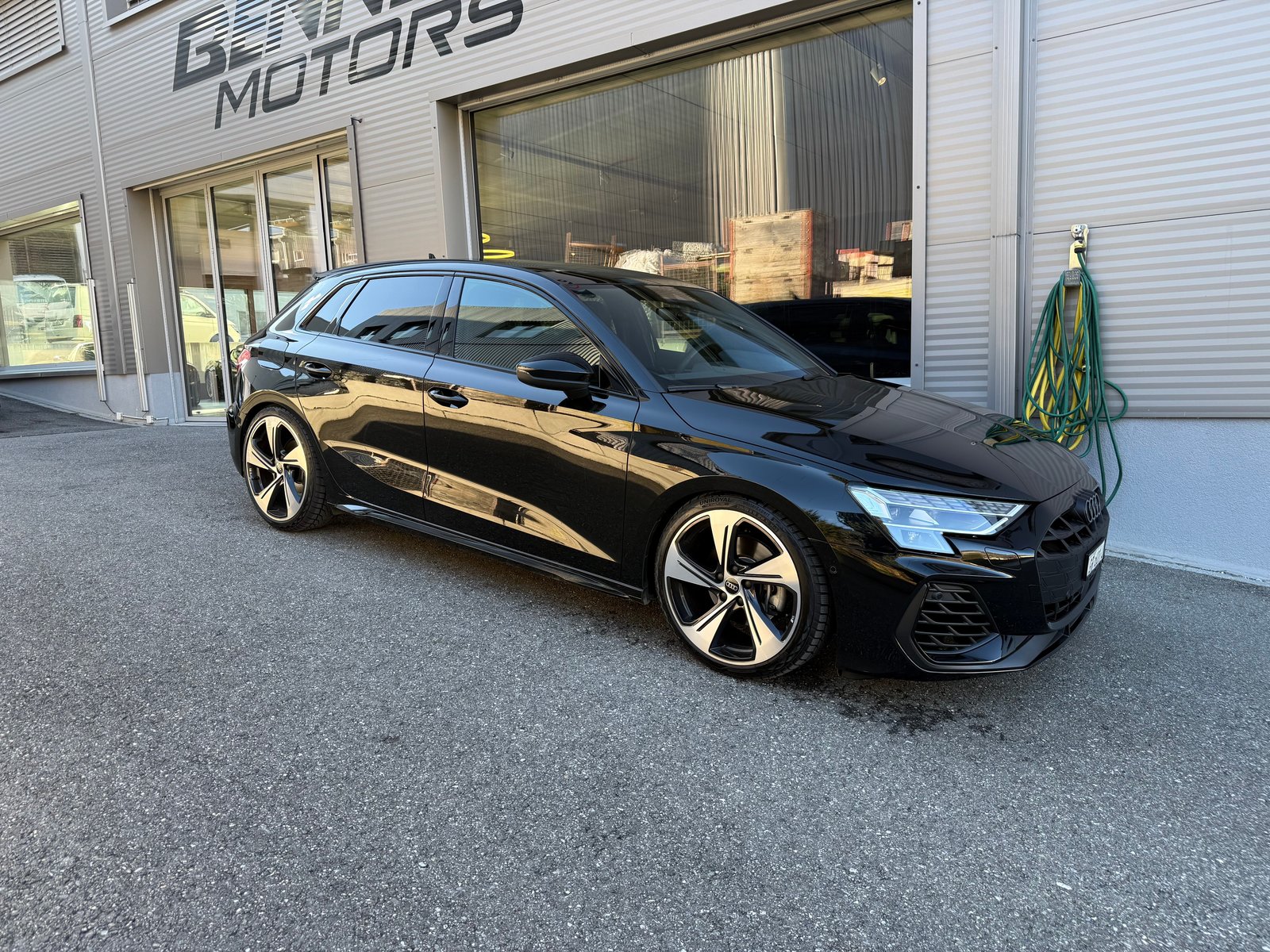 AUDI A3 Sportback TFSI 110 kW S line Attraction S tronic, Petrol, Second hand / Used, Automatic - 2